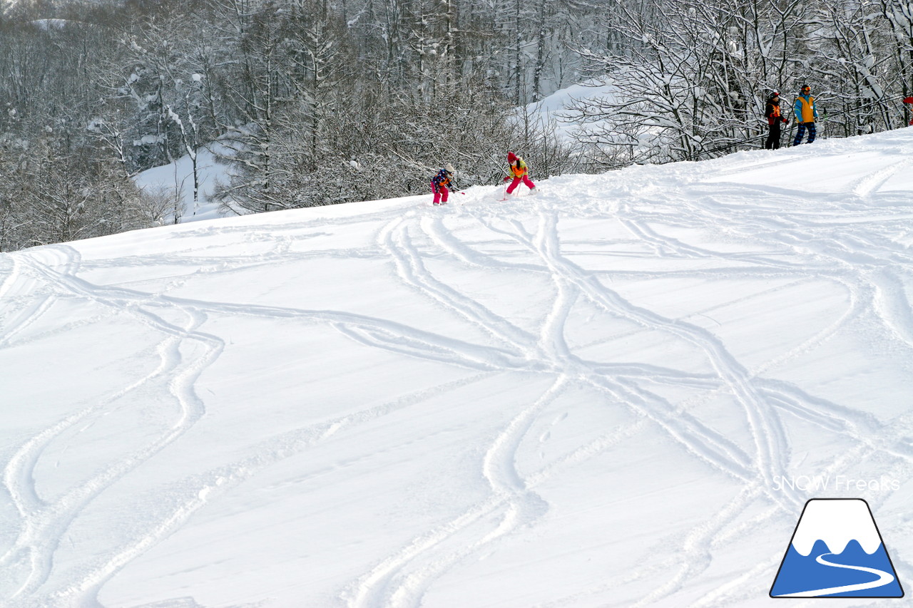 美唄国設スキー場 これぞ北海道のパウダースノー☆VECTOR GLIDE～CORDOVA～で最高の粉雪を滑る。